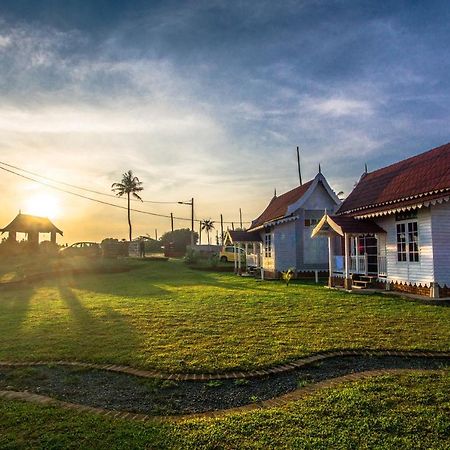 Umbut Bayu Acomodação com café da manhã Dungun Exterior foto